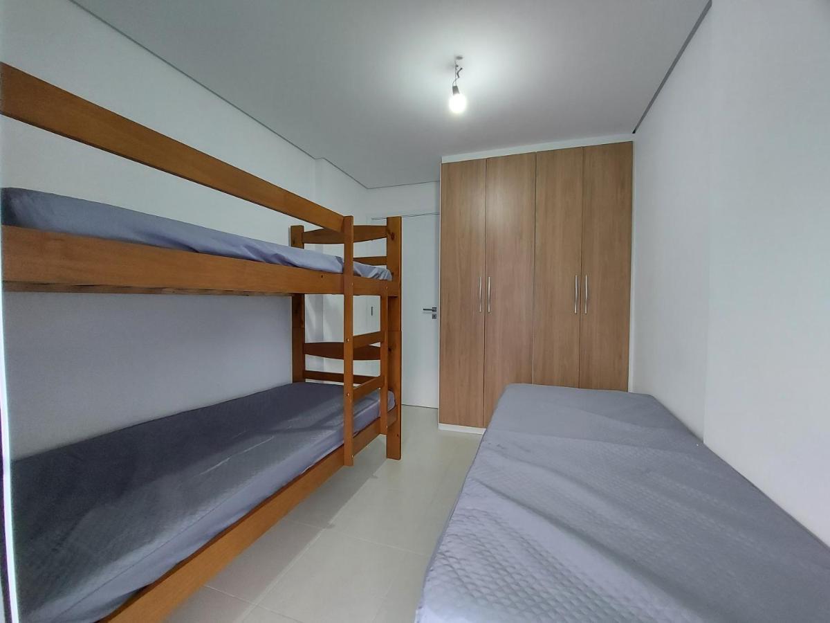 Apartamento perto da praia no Indaiá Bertioga Exterior foto